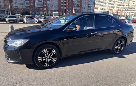 Toyota Camry, 2016 год, 1 850 000 рублей, 2 фотография
