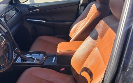 Toyota Camry, 2016 год, 1 850 000 рублей, 6 фотография