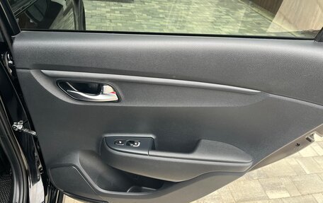 KIA Rio IV, 2021 год, 1 620 000 рублей, 24 фотография