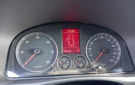 Volkswagen Touran III, 2008 год, 700 000 рублей, 6 фотография