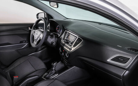 Hyundai Solaris II рестайлинг, 2021 год, 1 690 000 рублей, 11 фотография