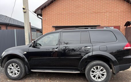 Mitsubishi Pajero Sport II рестайлинг, 2015 год, 2 370 000 рублей, 4 фотография