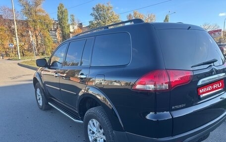 Mitsubishi Pajero Sport II рестайлинг, 2015 год, 2 370 000 рублей, 10 фотография