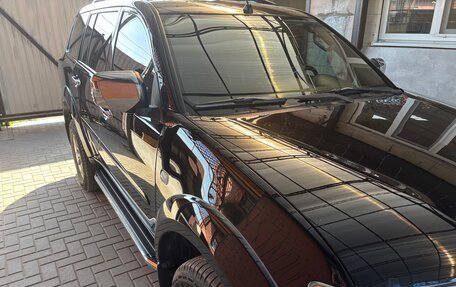 Mitsubishi Pajero Sport II рестайлинг, 2015 год, 2 370 000 рублей, 25 фотография