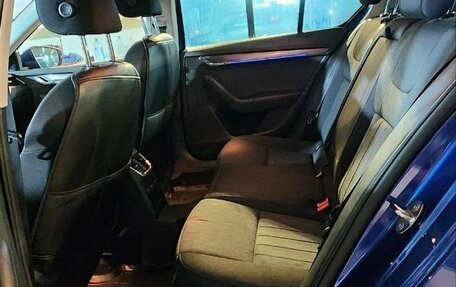 Skoda Octavia, 2018 год, 1 900 000 рублей, 13 фотография