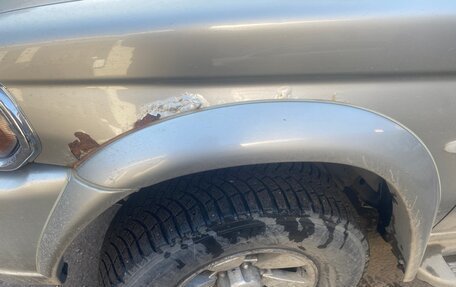 Mitsubishi Pajero Sport II рестайлинг, 2005 год, 800 000 рублей, 11 фотография