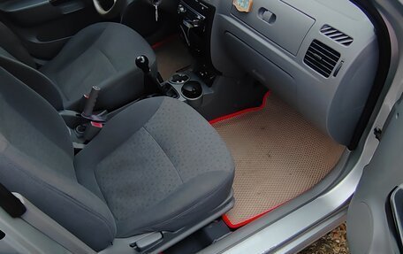 KIA Rio II, 2003 год, 250 000 рублей, 7 фотография