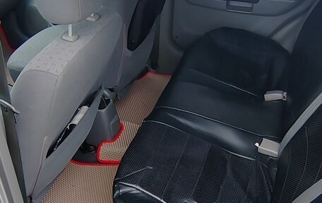 KIA Rio II, 2003 год, 250 000 рублей, 14 фотография