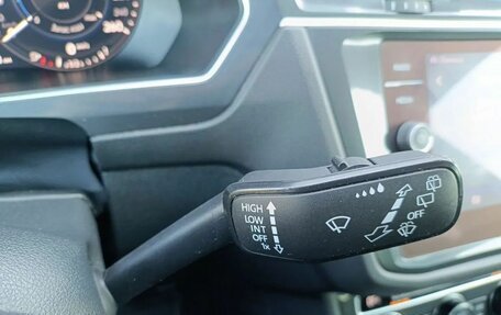 Volkswagen Tiguan II, 2017 год, 1 950 000 рублей, 16 фотография