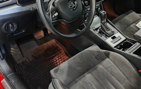 Skoda Superb III рестайлинг, 2022 год, 3 200 000 рублей, 8 фотография