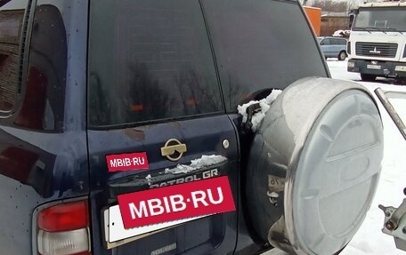 Nissan Patrol, 1999 год, 650 000 рублей, 2 фотография