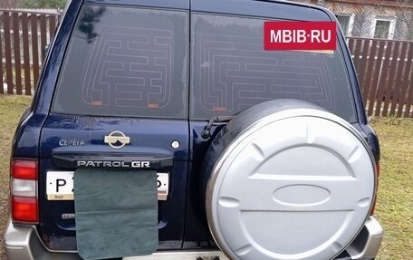 Nissan Patrol, 1999 год, 650 000 рублей, 12 фотография