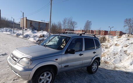 Chevrolet Niva I рестайлинг, 2004 год, 300 000 рублей, 4 фотография