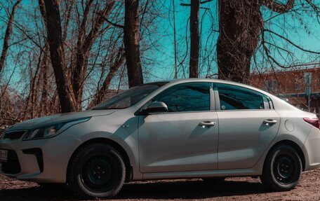 KIA Rio IV, 2020 год, 1 650 000 рублей, 4 фотография