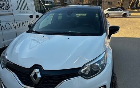 Renault Kaptur I рестайлинг, 2017 год, 1 720 000 рублей, 1 фотография