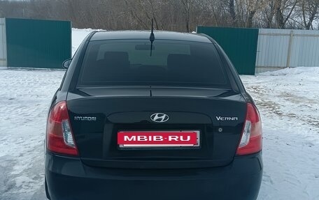 Hyundai Verna II, 2007 год, 450 000 рублей, 2 фотография
