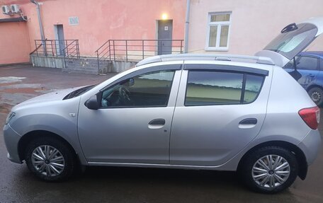 Renault Sandero II рестайлинг, 2014 год, 505 000 рублей, 2 фотография