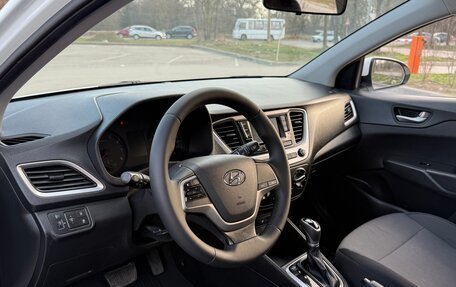 Hyundai Solaris II рестайлинг, 2017 год, 1 185 000 рублей, 8 фотография