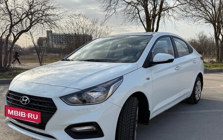 Hyundai Solaris II рестайлинг, 2017 год, 1 185 000 рублей, 2 фотография