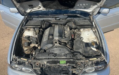 BMW 5 серия, 2000 год, 777 777 рублей, 3 фотография