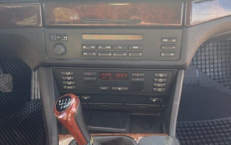 BMW 5 серия, 2000 год, 777 777 рублей, 21 фотография