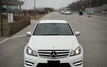 Mercedes-Benz C-Класс, 2012 год, 1 550 000 рублей, 5 фотография