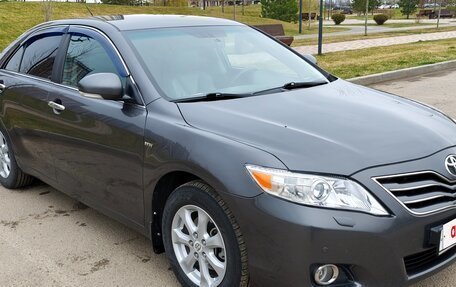 Toyota Camry, 2010 год, 1 450 000 рублей, 3 фотография