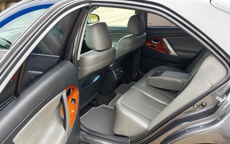 Toyota Camry, 2010 год, 1 450 000 рублей, 10 фотография