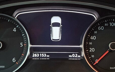 Volkswagen Touareg III, 2012 год, 1 350 000 рублей, 10 фотография