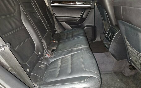 Volkswagen Touareg III, 2012 год, 1 350 000 рублей, 14 фотография