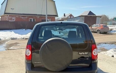 Chevrolet Niva I рестайлинг, 2018 год, 625 000 рублей, 4 фотография