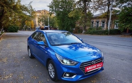 Hyundai Solaris II рестайлинг, 2017 год, 1 490 000 рублей, 2 фотография