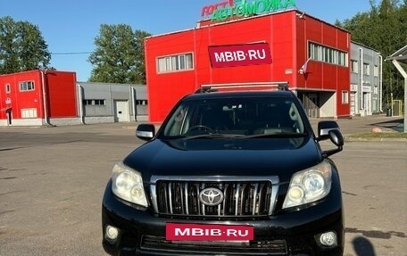 Toyota Land Cruiser Prado 150 рестайлинг 2, 2011 год, 2 400 000 рублей, 2 фотография