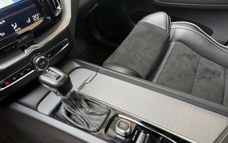 Volvo XC60 II, 2018 год, 3 100 000 рублей, 21 фотография