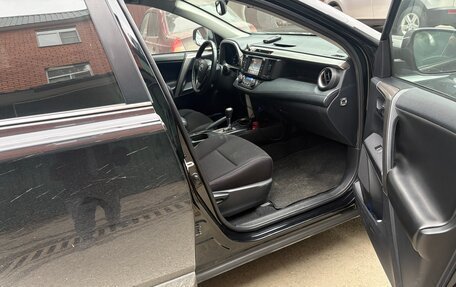 Toyota RAV4, 2018 год, 3 000 000 рублей, 9 фотография