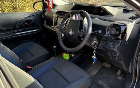 Toyota Aqua I, 2018 год, 1 050 000 рублей, 12 фотография