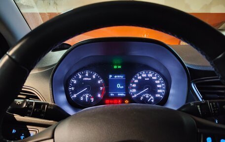 Hyundai Solaris II рестайлинг, 2019 год, 1 600 000 рублей, 11 фотография