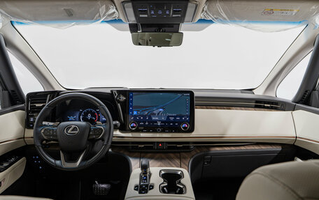 Lexus LM, 2025 год, 15 990 000 рублей, 31 фотография