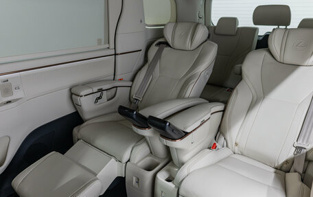 Lexus LM, 2025 год, 15 990 000 рублей, 23 фотография