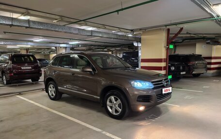 Volkswagen Touareg III, 2011 год, 2 100 000 рублей, 3 фотография