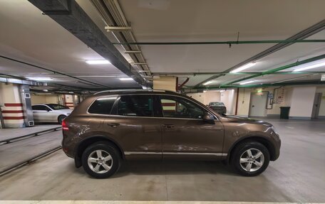 Volkswagen Touareg III, 2011 год, 2 100 000 рублей, 8 фотография