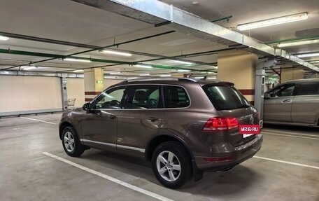 Volkswagen Touareg III, 2011 год, 2 100 000 рублей, 5 фотография