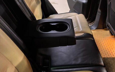 Volkswagen Touareg III, 2011 год, 2 100 000 рублей, 29 фотография