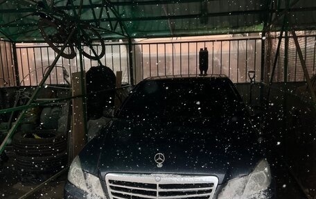 Mercedes-Benz E-Класс, 2011 год, 1 900 000 рублей, 21 фотография