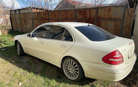 Mercedes-Benz E-Класс, 2003 год, 450 000 рублей, 2 фотография