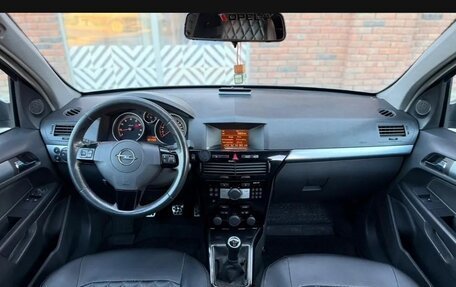 Opel Astra J, 2009 год, 580 000 рублей, 13 фотография