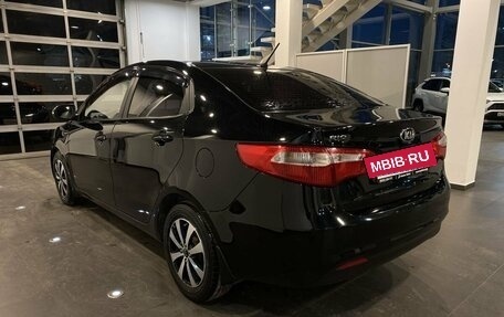 KIA Rio III рестайлинг, 2014 год, 1 049 900 рублей, 5 фотография