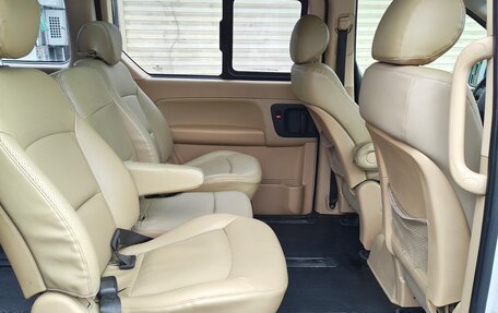 Hyundai Grand Starex Grand Starex I рестайлинг 2, 2011 год, 1 425 000 рублей, 23 фотография