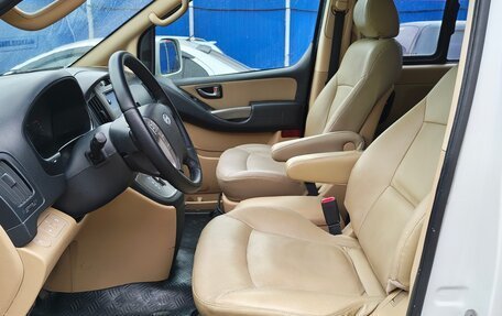 Hyundai Grand Starex Grand Starex I рестайлинг 2, 2011 год, 1 425 000 рублей, 16 фотография