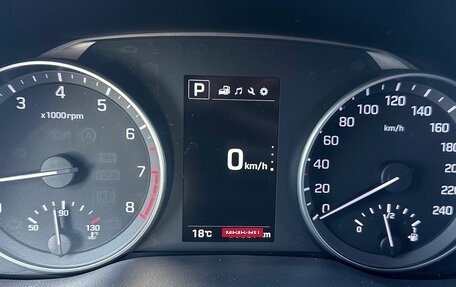 Hyundai Elantra VI рестайлинг, 2016 год, 1 850 000 рублей, 15 фотография